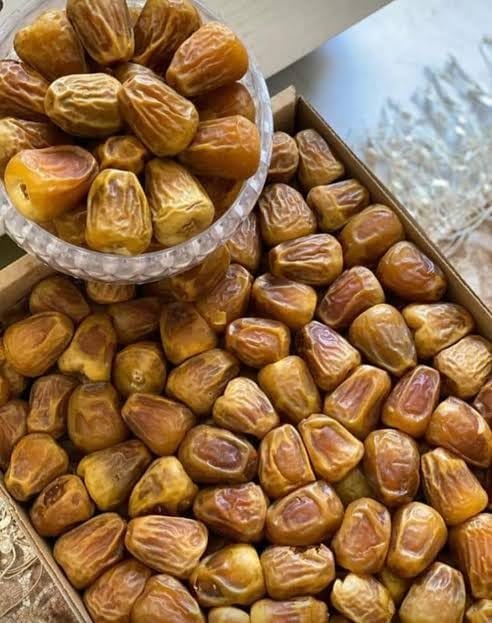 تمر مفتول القصيم